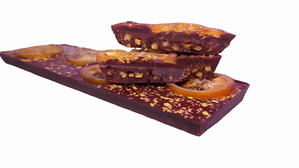 Turrón artesano negro con naranja confitada